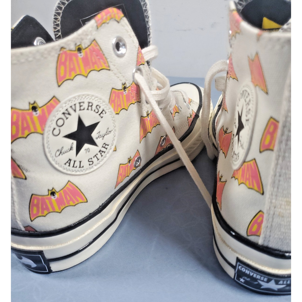 Converse Chuck 70 Hi Batman 80th Anniversary White Pink 167318C DC Womesn 7 - Picture 9 of 16